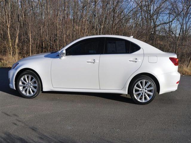 Lexus IS 250 2010 photo 4