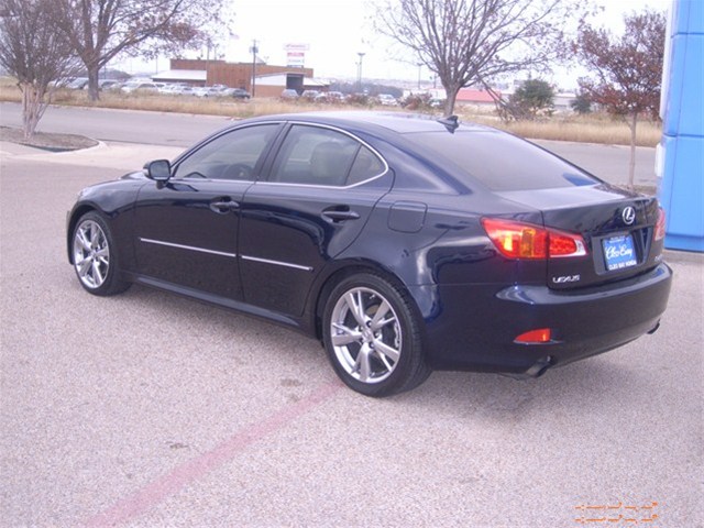 Lexus IS 250 2010 photo 5