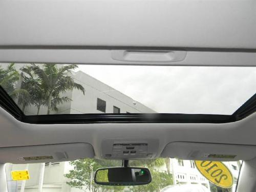 Lexus IS 250 2010 photo 2