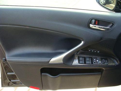 Lexus IS 250 2010 photo 5