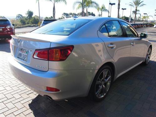 Lexus IS 250 2010 photo 3