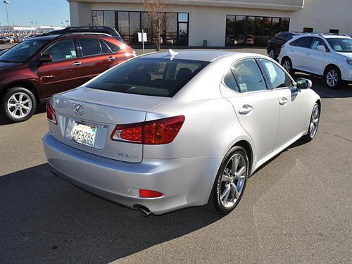 Lexus IS 250 2010 photo 4