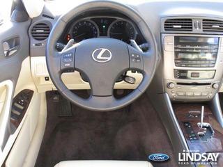 Lexus IS 250 2010 photo 2