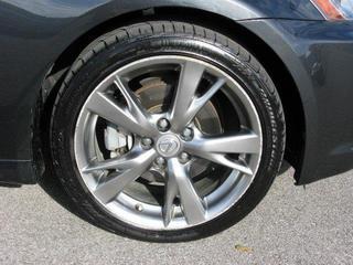 Lexus IS 250 2010 photo 3