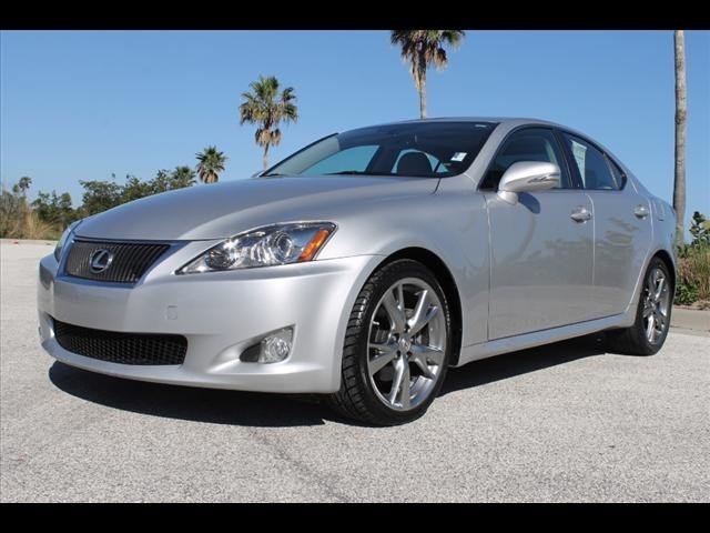 Lexus IS 250 2010 photo 2