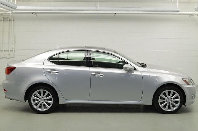 Lexus IS 250 2010 photo 1