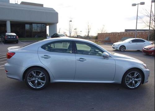Lexus IS 250 2010 photo 1