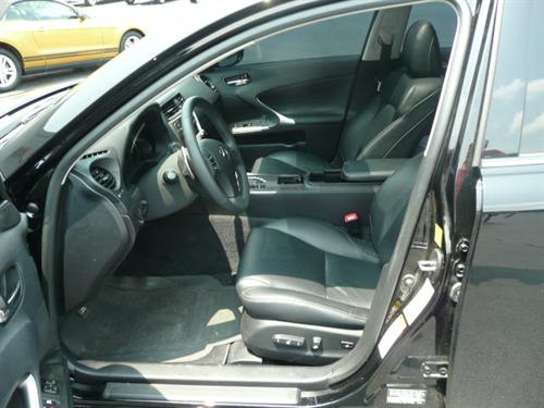 Lexus IS 250 2010 photo 1