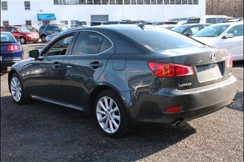 Lexus IS 250 2010 photo 3