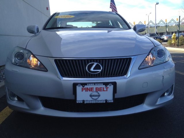 Lexus IS 250 2010 photo 1