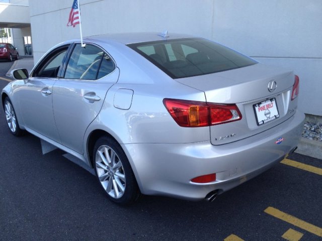 Lexus IS 250 2010 photo 4