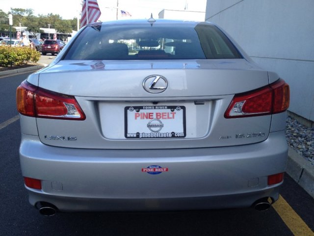 Lexus IS 250 2010 photo 5