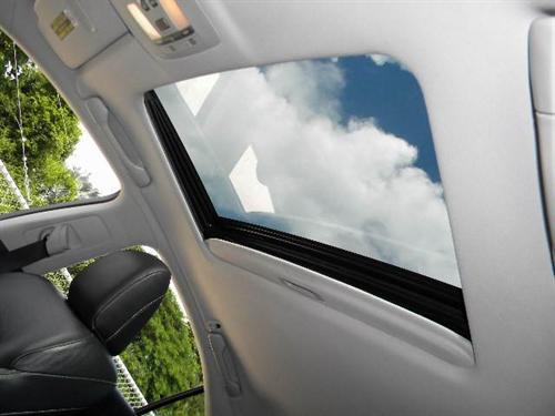 Lexus IS 250 2010 photo 2