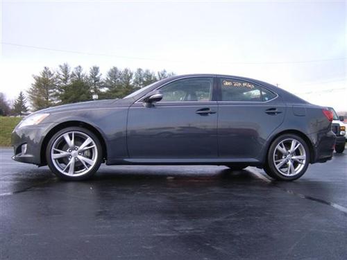 Lexus IS 250 2010 photo 3