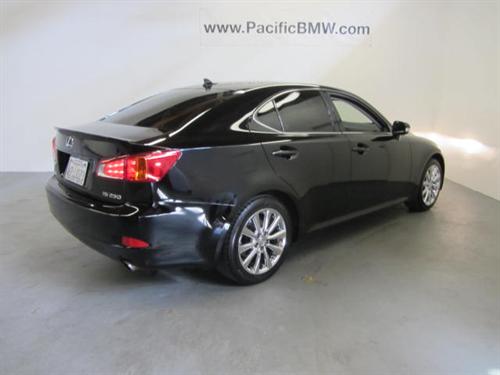 Lexus IS 250 2010 photo 3