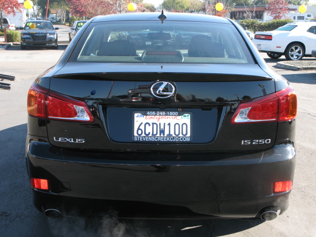 Lexus IS 250 2010 photo 4