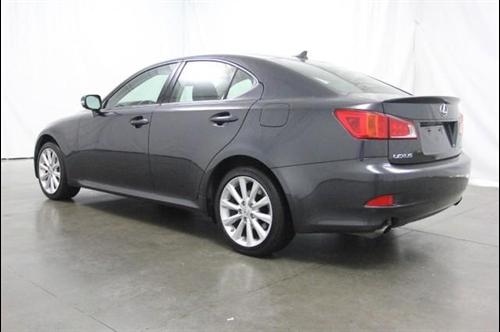 Lexus IS 250 2010 photo 3
