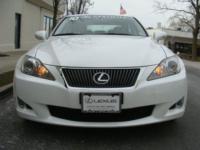 Lexus IS 250 2010 photo 1