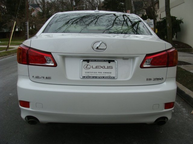 Lexus IS 250 2010 photo 4