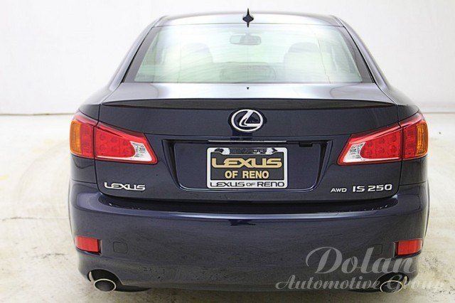 Lexus IS 250 2010 photo 4