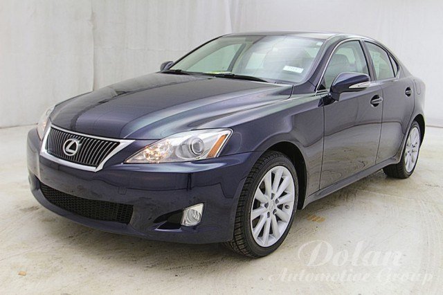 Lexus IS 250 2010 photo 2