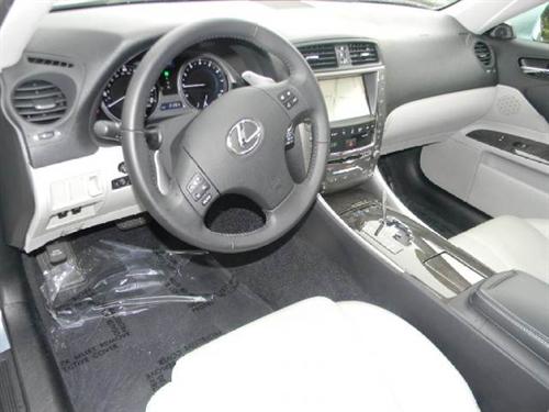 Lexus IS 250 2010 photo 3
