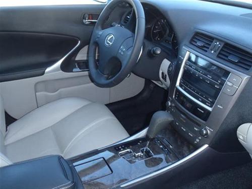 Lexus IS 250 2010 photo 3