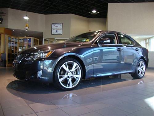 Lexus IS 250 2010 photo 2