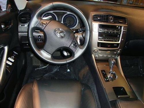 Lexus IS 250 2010 photo 3