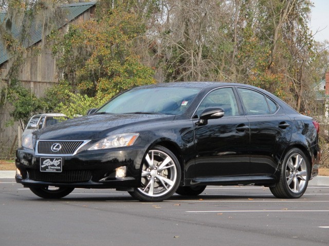 Lexus IS 250 2010 photo 2