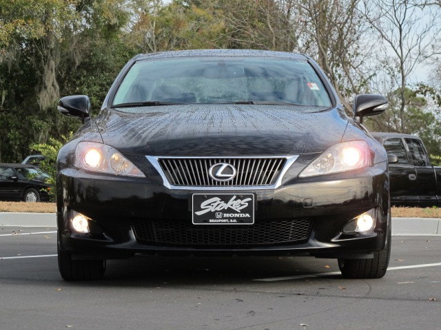 Lexus IS 250 2010 photo 3