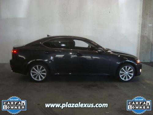 Lexus IS 250 2010 photo 1