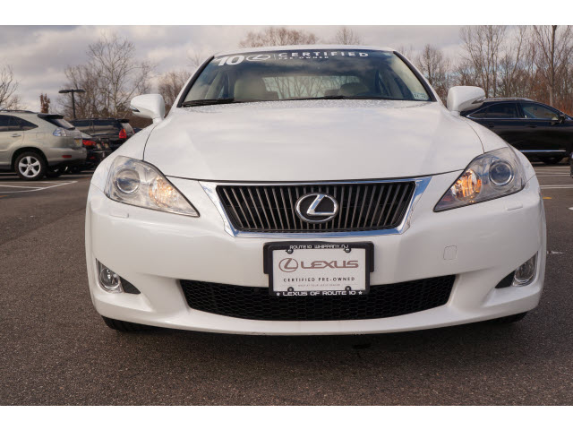 Lexus IS 250 2010 photo 3