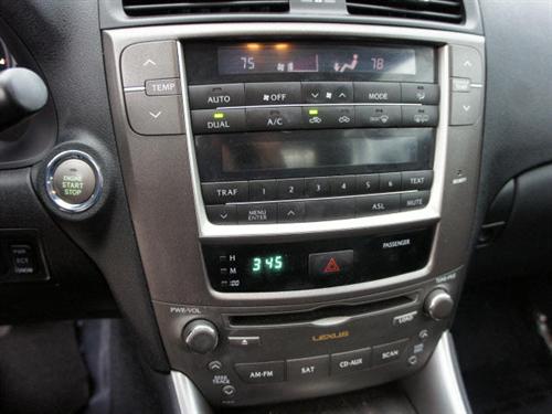 Lexus IS 250 2010 photo 3