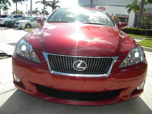 Lexus IS 250 2010 photo 1