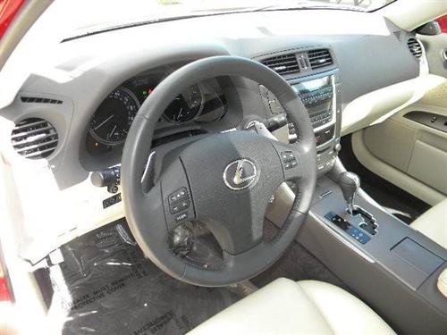 Lexus IS 250 2010 photo 4