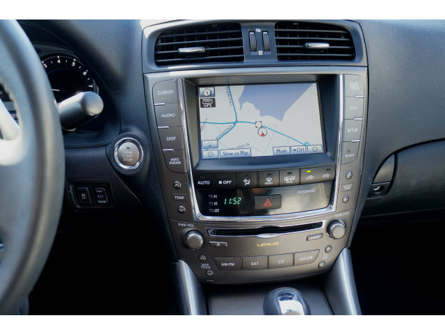 Lexus IS 250 2010 photo 2