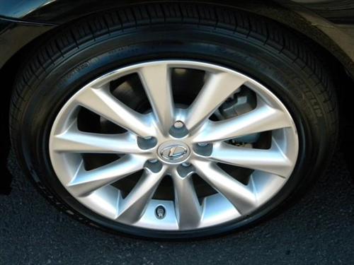 Lexus IS 250 2010 photo 1