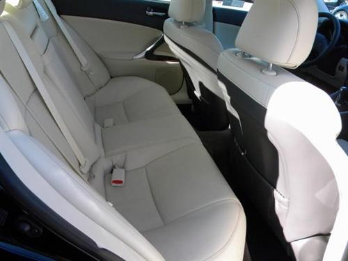Lexus IS 250 2010 photo 5