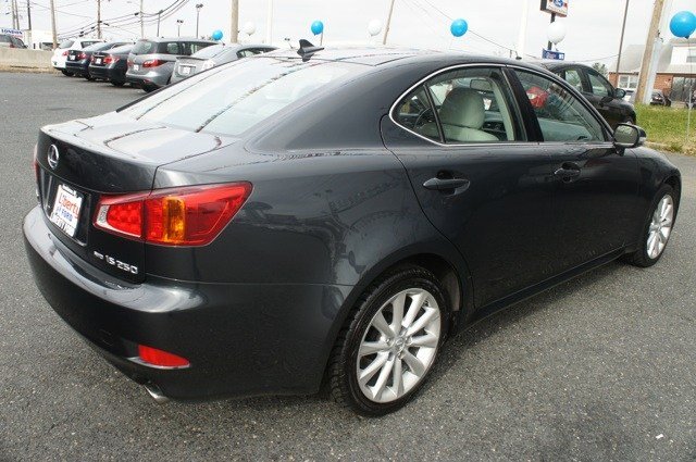 Lexus IS 250 2010 photo 1