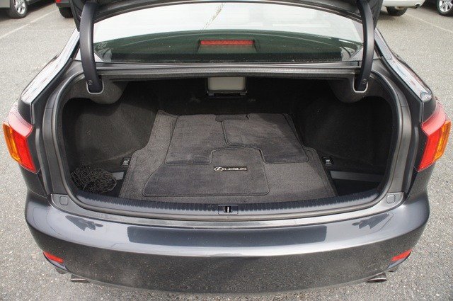 Lexus IS 250 2010 photo 4