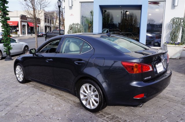 Lexus IS 250 2010 photo 4