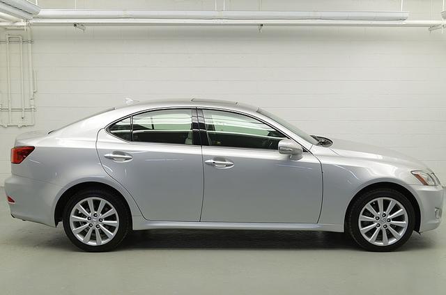 Lexus IS 250 2010 photo 1