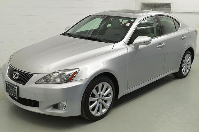 Lexus IS 250 2010 photo 5