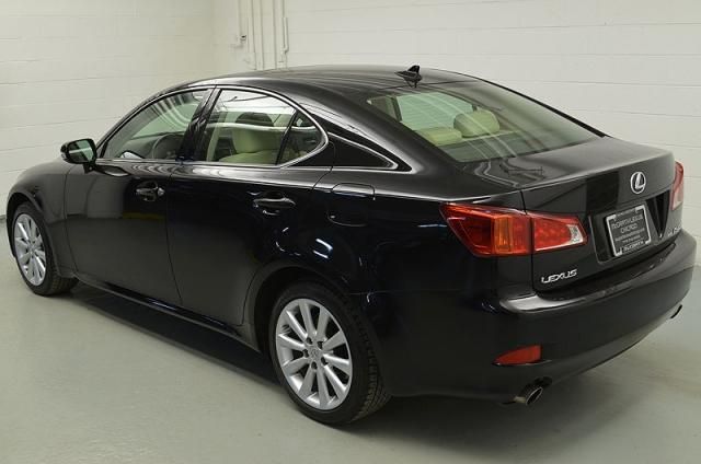 Lexus IS 250 2010 photo 3