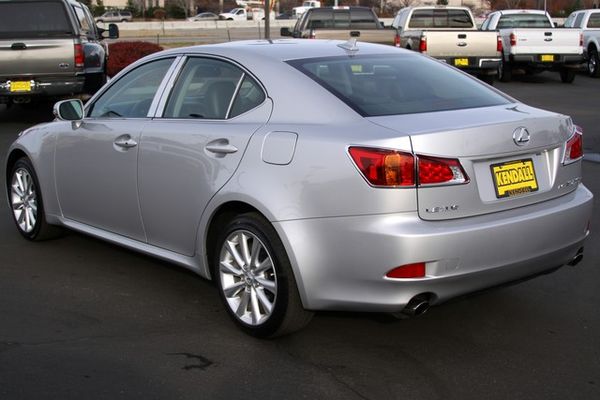 Lexus IS 250 2010 photo 4