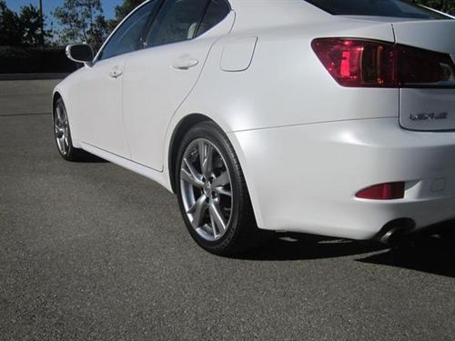 Lexus IS 250 2010 photo 2