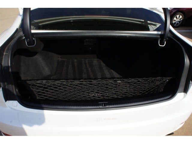 Lexus IS 250 2010 photo 4