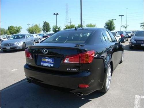 Lexus IS 250 2010 photo 4