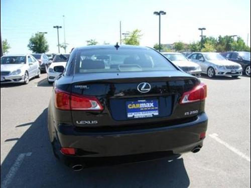 Lexus IS 250 2010 photo 5